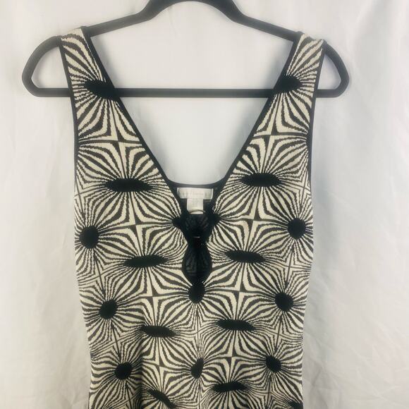 House of Harlow 1960 Sleeveless Black‎ & White Geometric Sweater Dress Medium - Picture 2 of 6